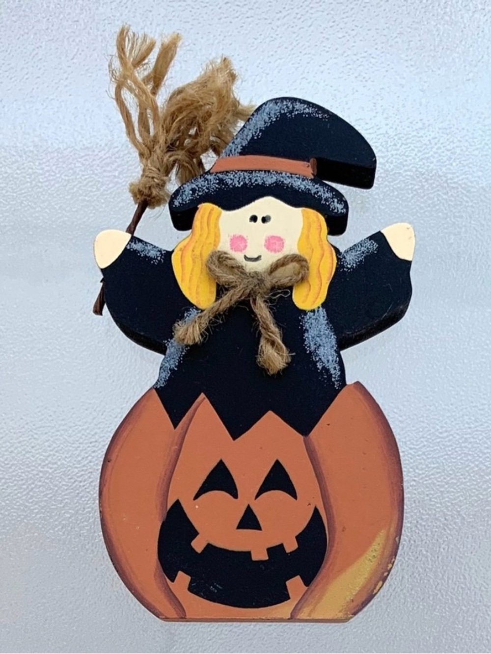 Kitschy Witch and Jack-O-Lantern Wooden Colorful Halloween Table Decoration - Picture 5 of 8